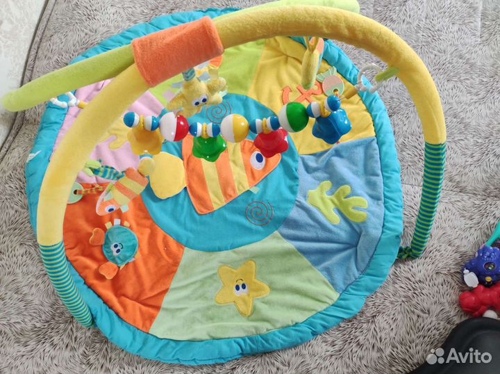 Развивающий коврик