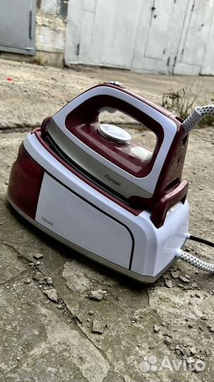 Паровой утюг на запчасти (треснут бак)