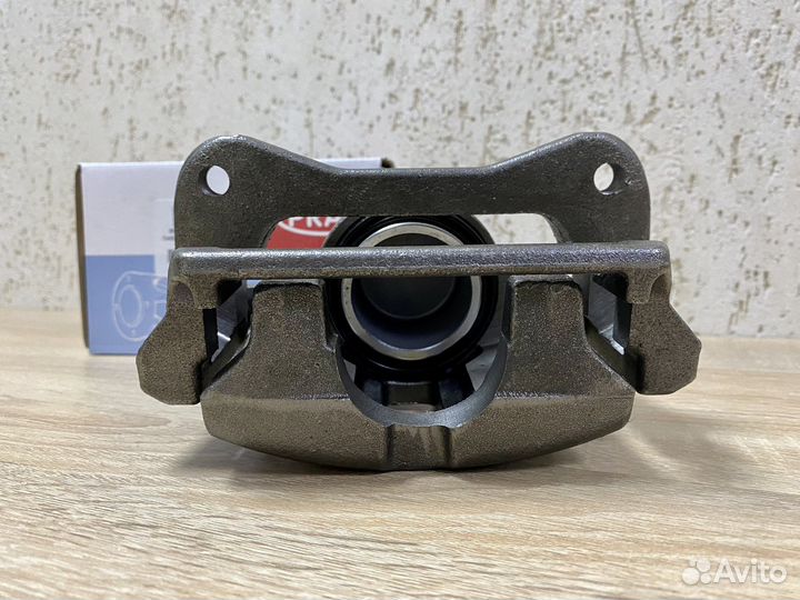 Суппорт левый на Газель