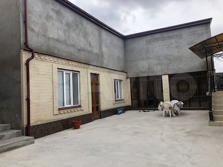 Дом 200 м² на участке 6 сот.