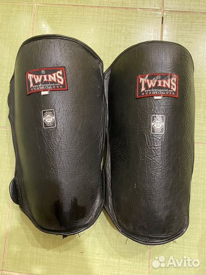 Защита на голень twins