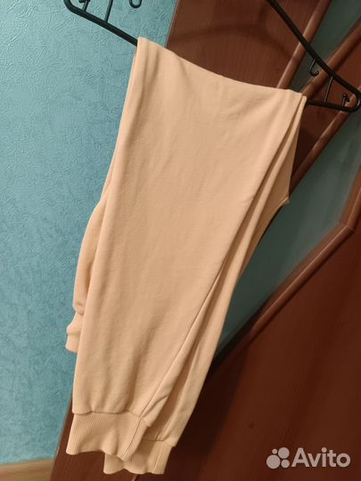 Спортивный костюм женский