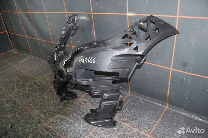 Кронштейн бампера переднего-Mercedes-Benz GLK-X204