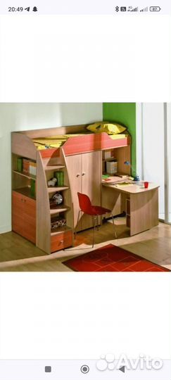 Детская кровать чердак со столом и шкафом
