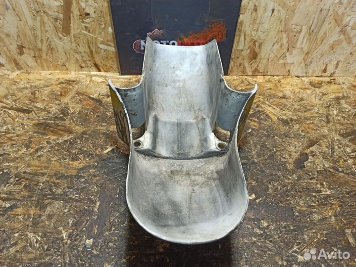 Gpz600 крыло переднее