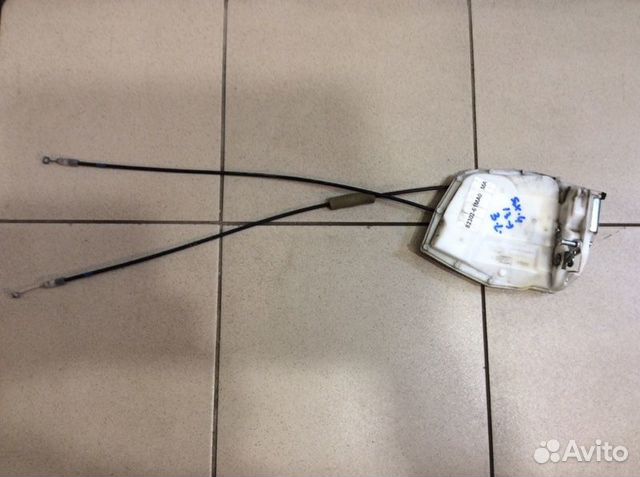 Замок двери задний левый Suzuki Sx4 M16A 2014