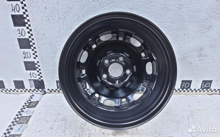 Диск колеса штампованный Skoda Rapid R14