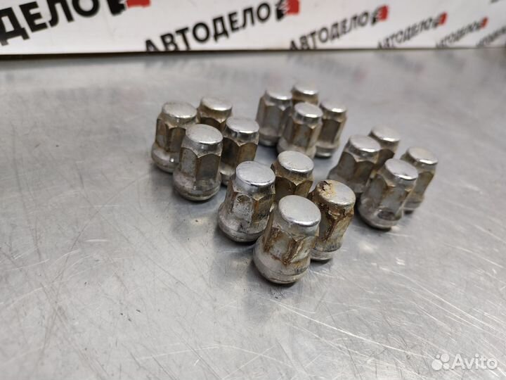 Колесные гайки Mitsubishi Galant 8 1997 г.в