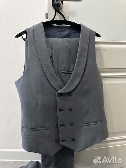 Костюм мужской