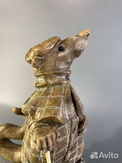 Статуэтка из камня