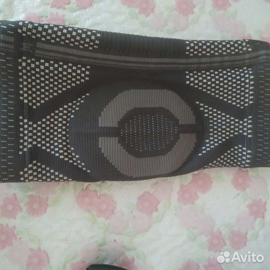 Наколенник