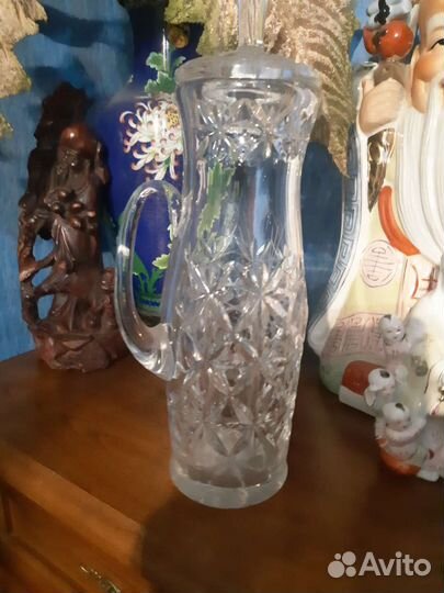 Хрустальный кувшин с крышкой