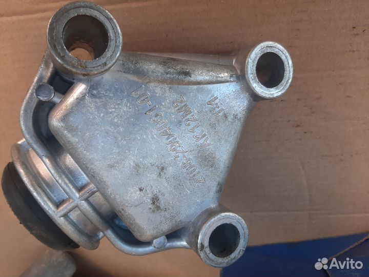 Кронштейн крепления растяжки ваз 2108