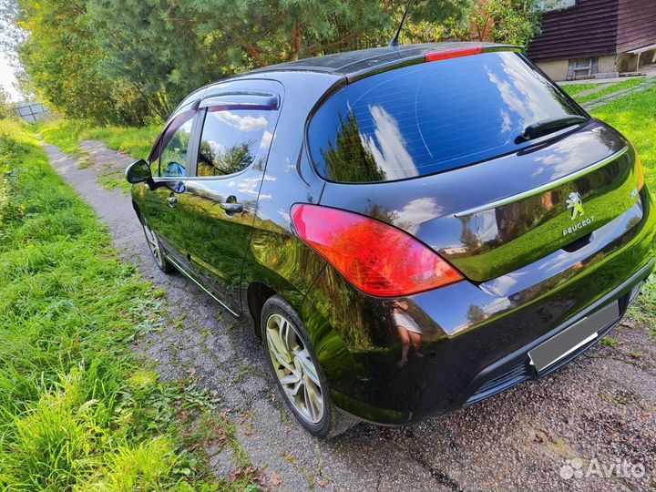 Peugeot 308 1.6 AT, 2011, 128 000 км