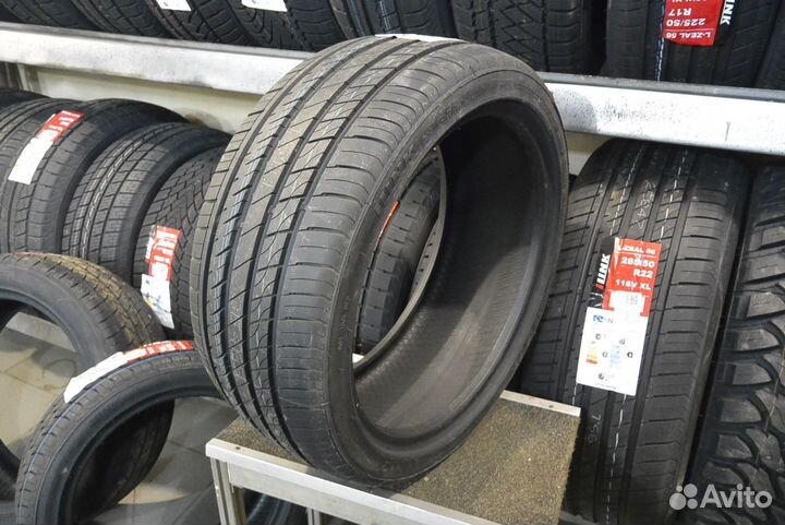 iLink L-Zeal56 215/40 R17 87W