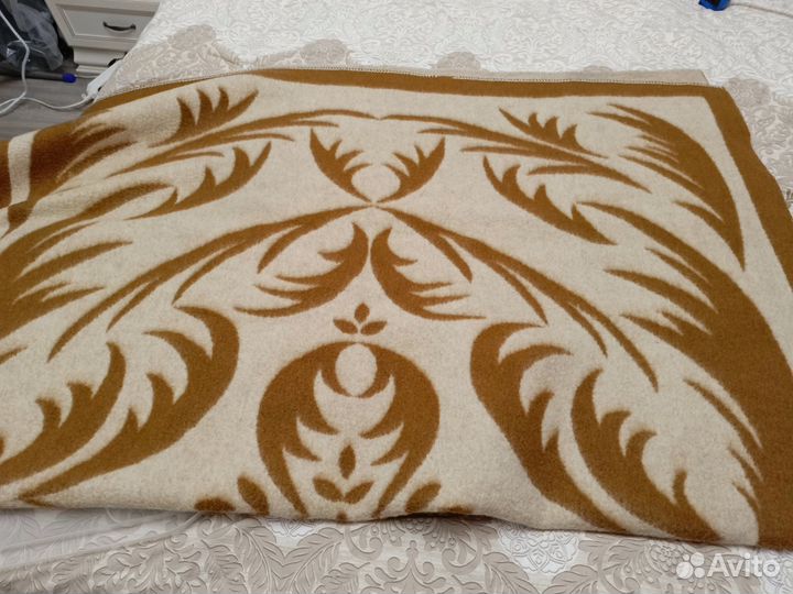 Одеяло шерстяное