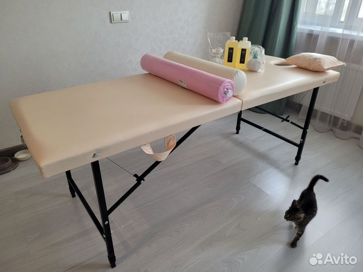 Массажный стол