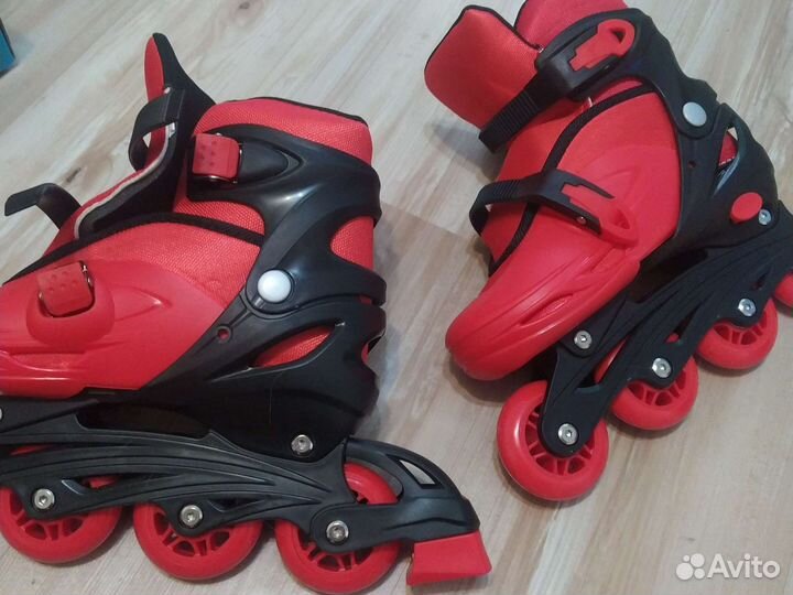 Роликовые коньки