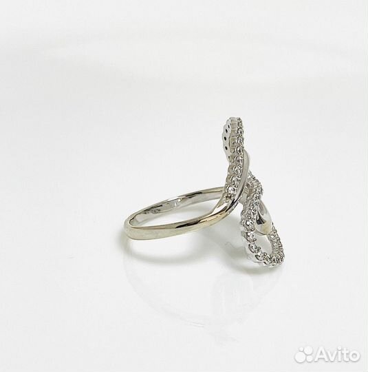 Золотое кольцо с фианитами