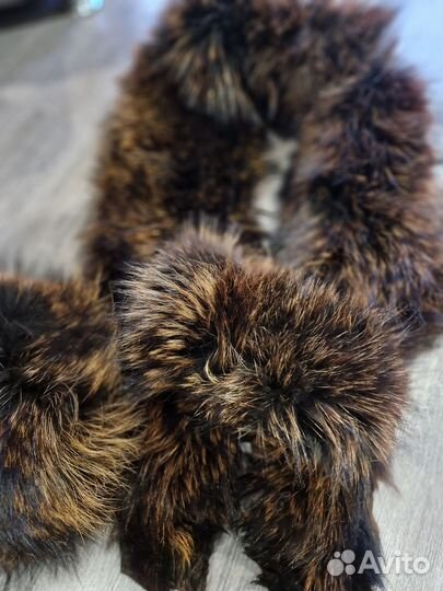 Меховой воротник и манжеты