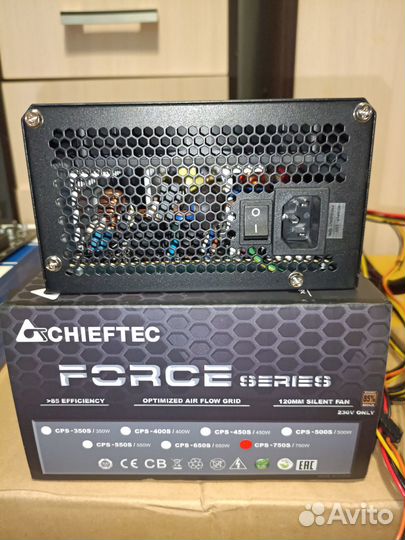 Блок питания Chieftec force 750W CPS-750S