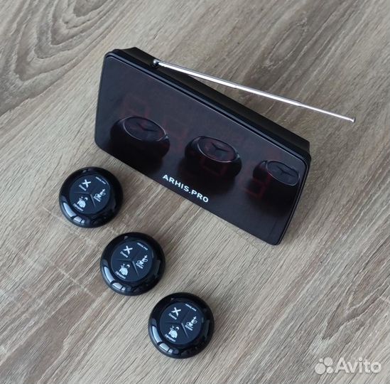 Табло оповещения и кнопка вызова персонала