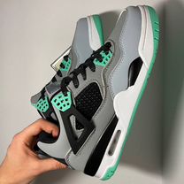 Кроссовки Nike Air Jordan 4 LUX новые