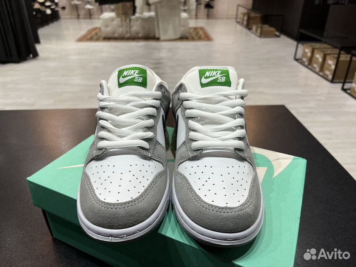 Кроссовки Nike SB Dunk