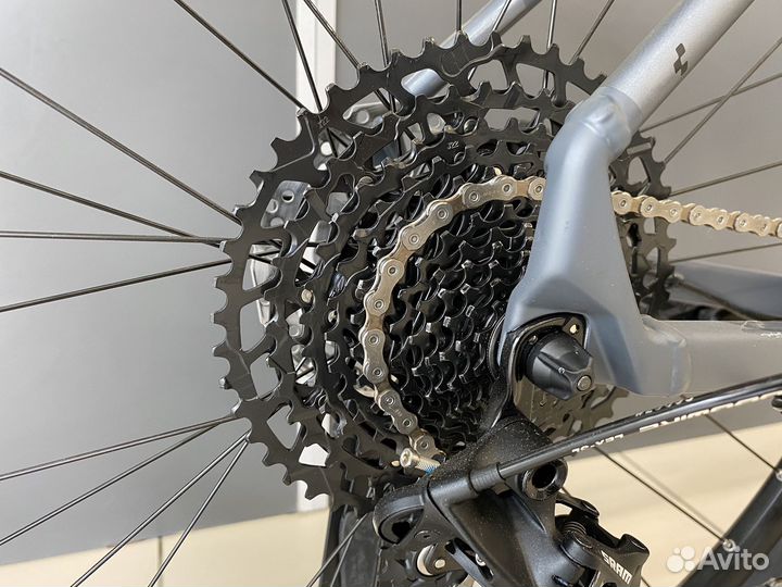 Велосипед горный Cube 29