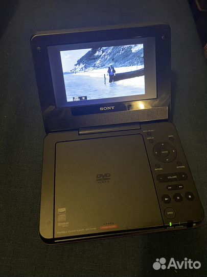 DVD плеер Sony портативный