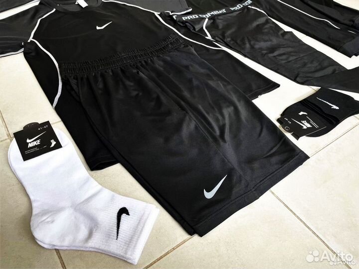 Рашгард Nike Black со строчкой - 5/1, 2/1