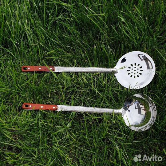 Шумовка и половник для казана