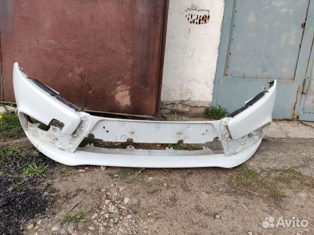 Передний бампер лада Веста