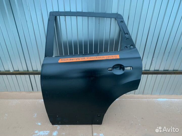 Дверь задняя левая Nissan Qashqai J10