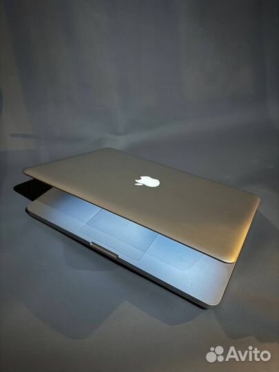 Apple MacBook Pro 13