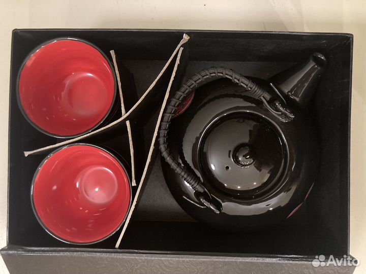 Сервиз чайный в подарочной упаковке