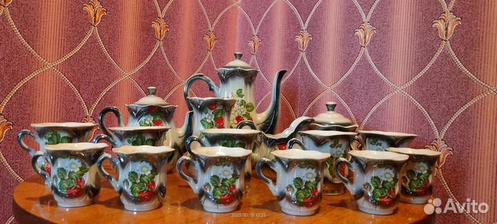 Сервиз чайный- кофейный шикарный новый