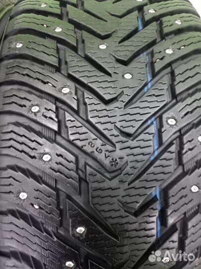 Nokian Tyres Hakkapeliitta 8 265/60 R18 114T