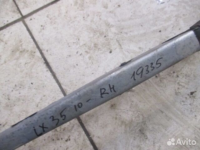 Поводок стеклоочистителя передний правый Hyundai i