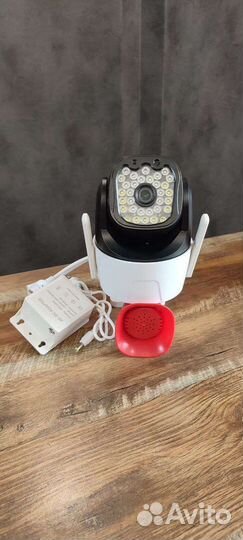 Уличная wifi камера наблюдения с громкоговорителем