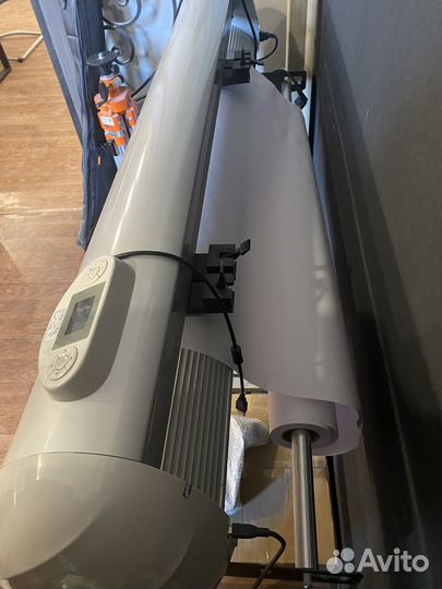 Режущий плоттер CT-1200H