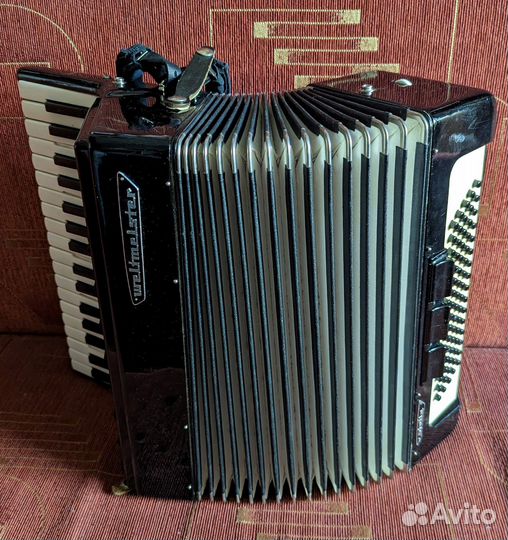 Аккордеон Weltmeister Stella