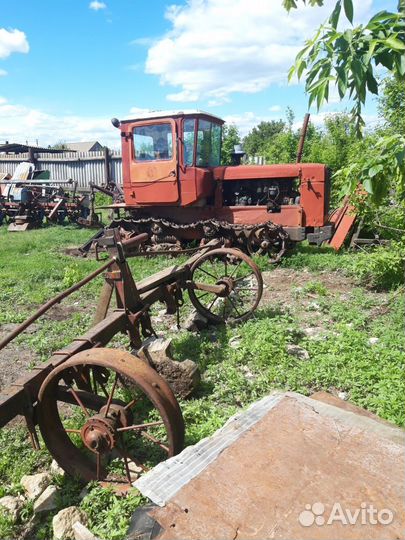 Трактор ВгТЗ ДТ-75, 1986