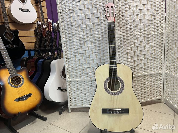 Гитара классическая