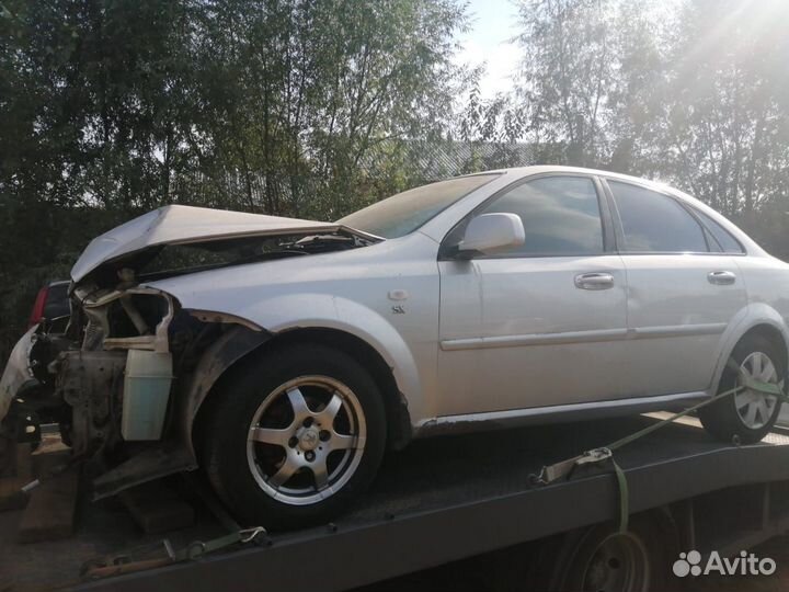 Шевроле Лачетти / Джентра много запчастей на выбор