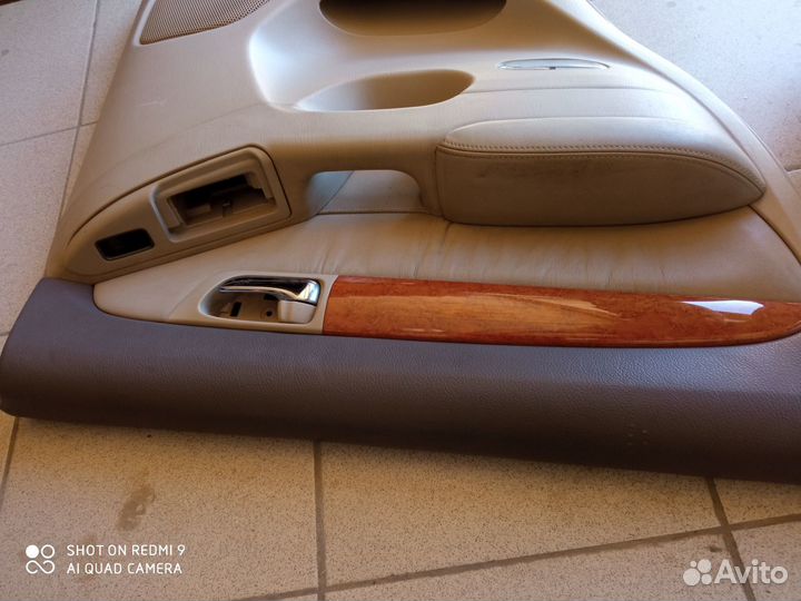 Обшивка задней левой двери лексус GX 470