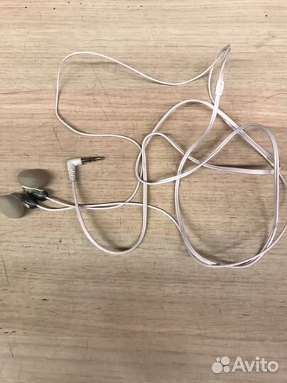 Наушники Sony