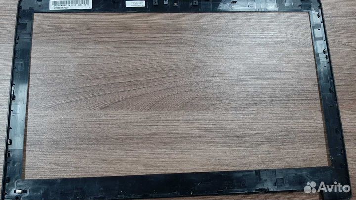 Рамка матрицы Asus X502C