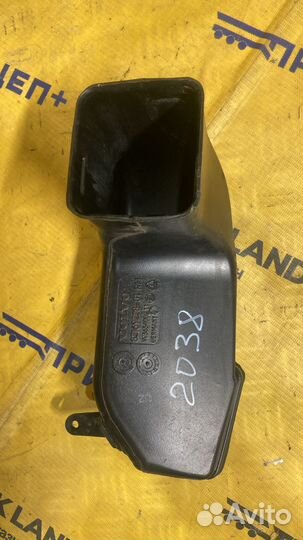 Воздуховод правый VolvoFH 4