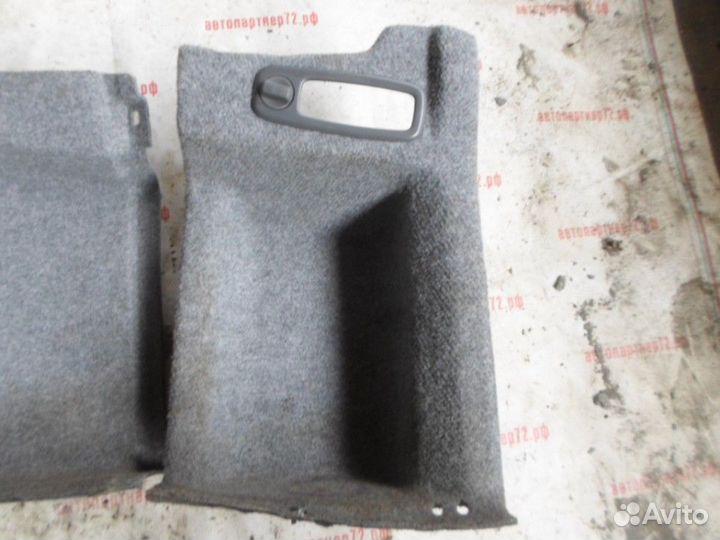 Обшивка багажника правая Volvo S60 2000-2009